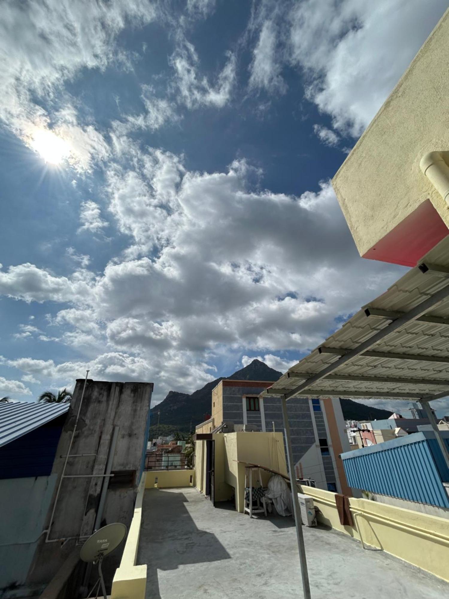 Dss Home Stay Just 500 Meter Girivalam Road Tiruvannámalaj Kültér fotó